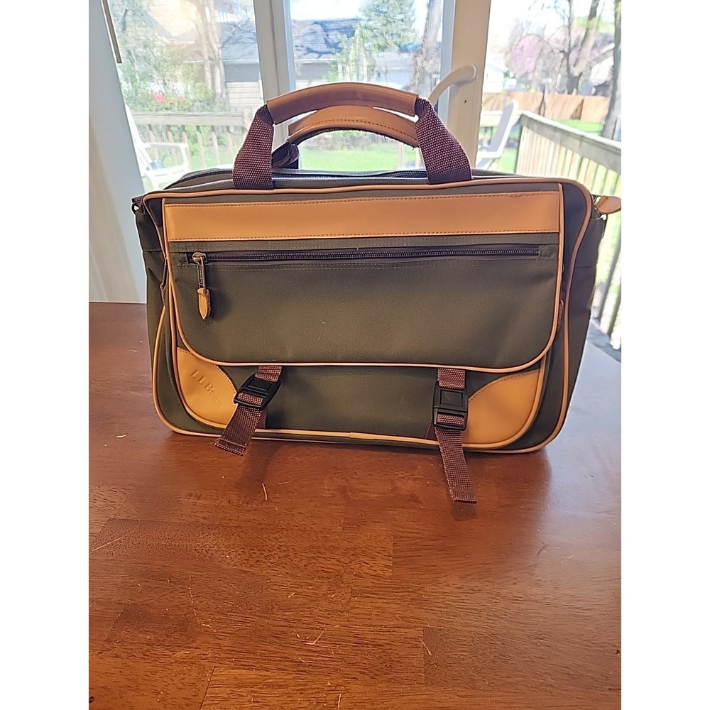 Vintage LL BEAN Messenger Lap Top Bag Shoulder Leather and Canvas Army Green